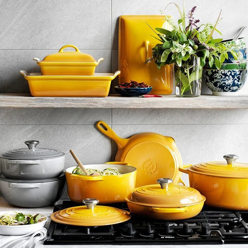 20-piece Signature Cast Iron Cookware Set,10.25′′ Skillet,1.75-quart Saucepan with Lid